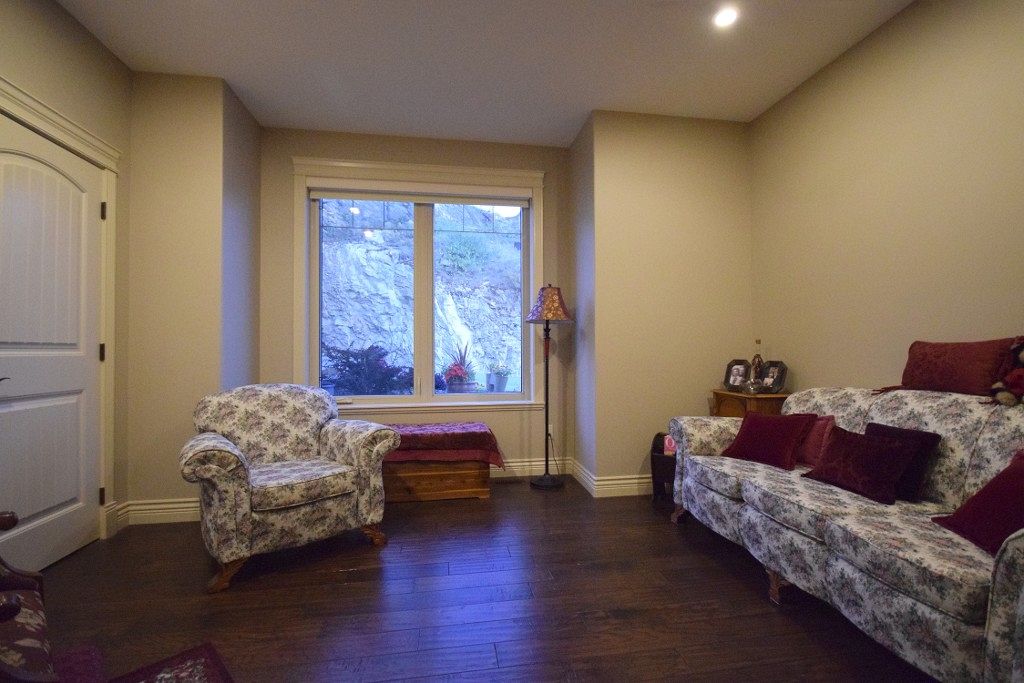 770 Kuipers Crescent property photo