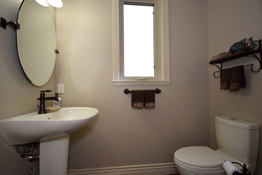 770 Kuipers Crescent property photo